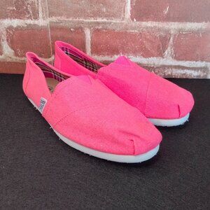 Bobs Slip Ons Womens Size 6 Bright Pink Easy On Flat Loafers